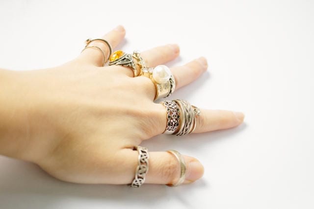 ロレックスにみる高級腕時計が資産として選ばれ続ける理由と魅力